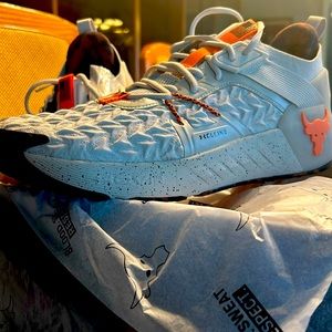 Limited edition UA Project Rock 6 Vets Day